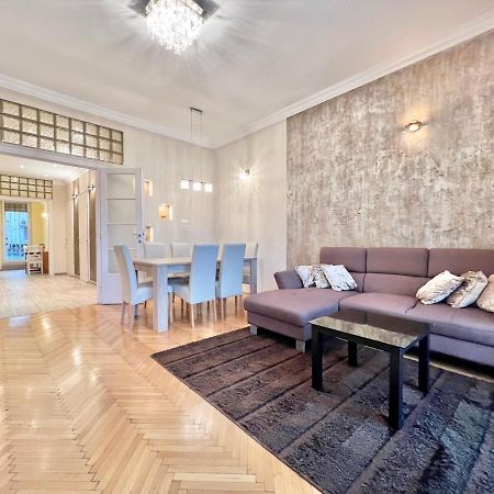 Exclusive Colourful Flat In The City بودابست المظهر الخارجي الصورة