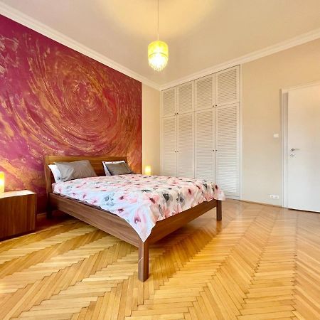 Exclusive Colourful Flat In The City بودابست المظهر الخارجي الصورة