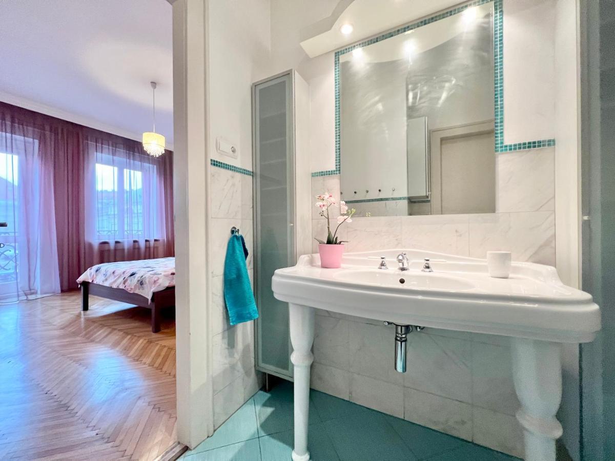 Exclusive Colourful Flat In The City بودابست المظهر الخارجي الصورة