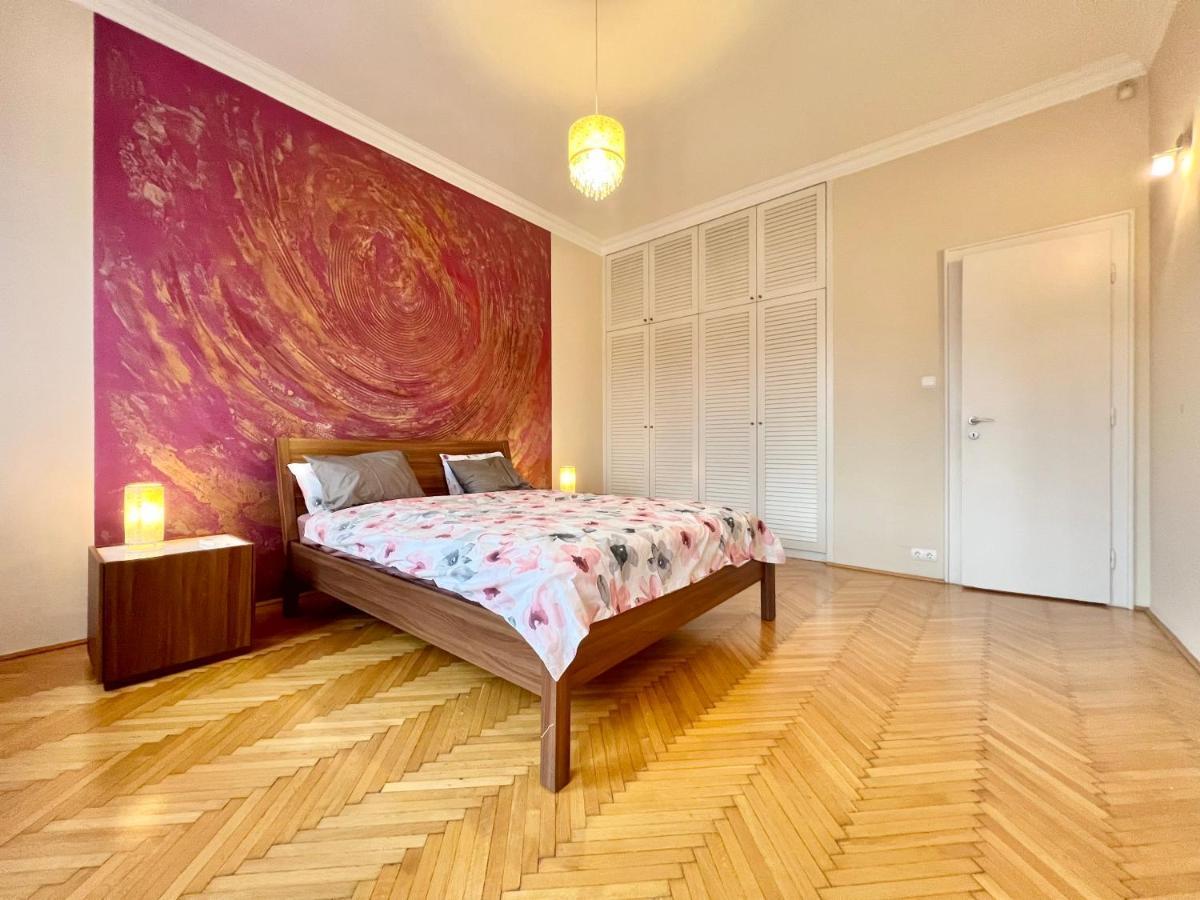Exclusive Colourful Flat In The City بودابست المظهر الخارجي الصورة