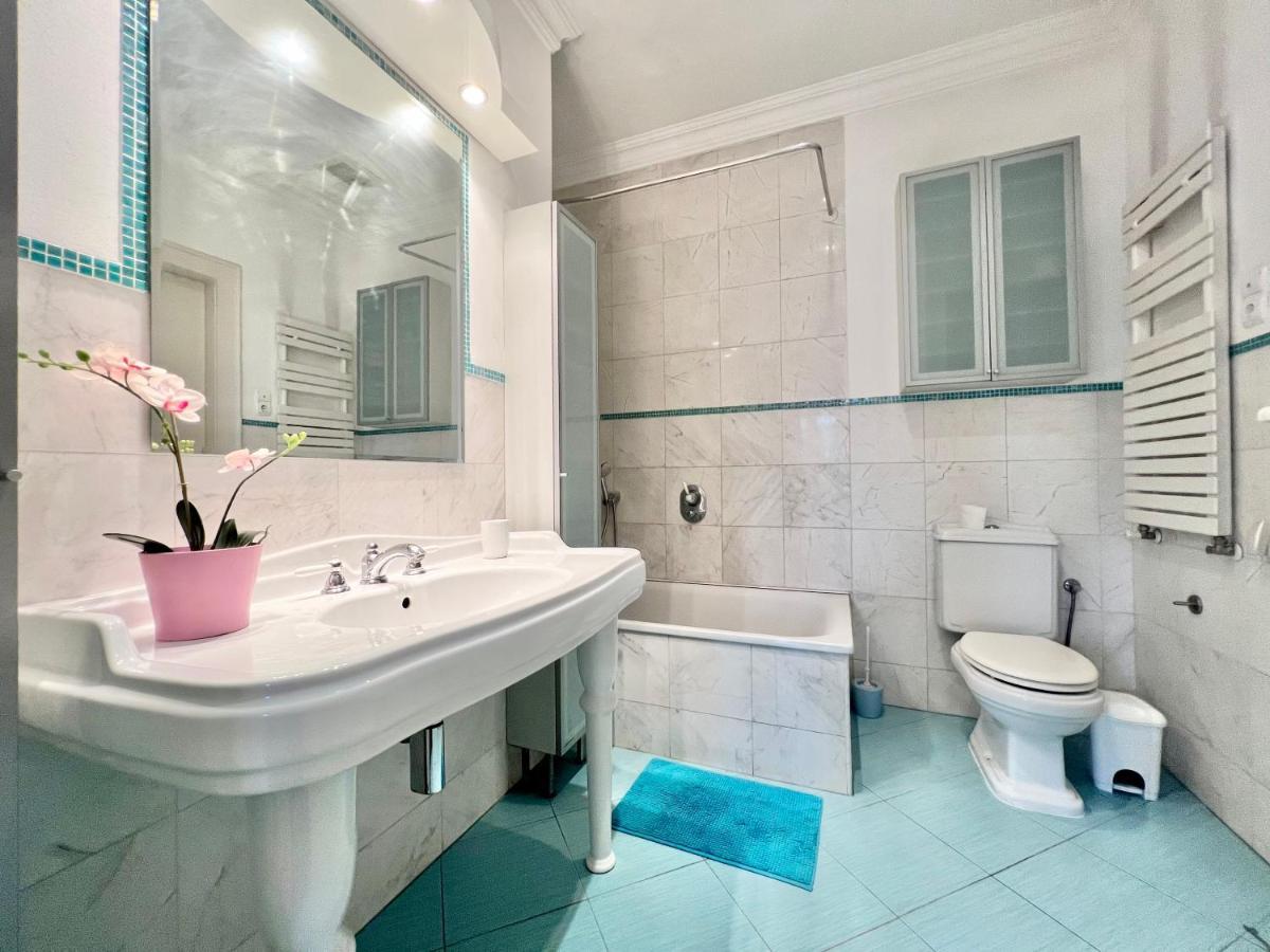 Exclusive Colourful Flat In The City بودابست المظهر الخارجي الصورة