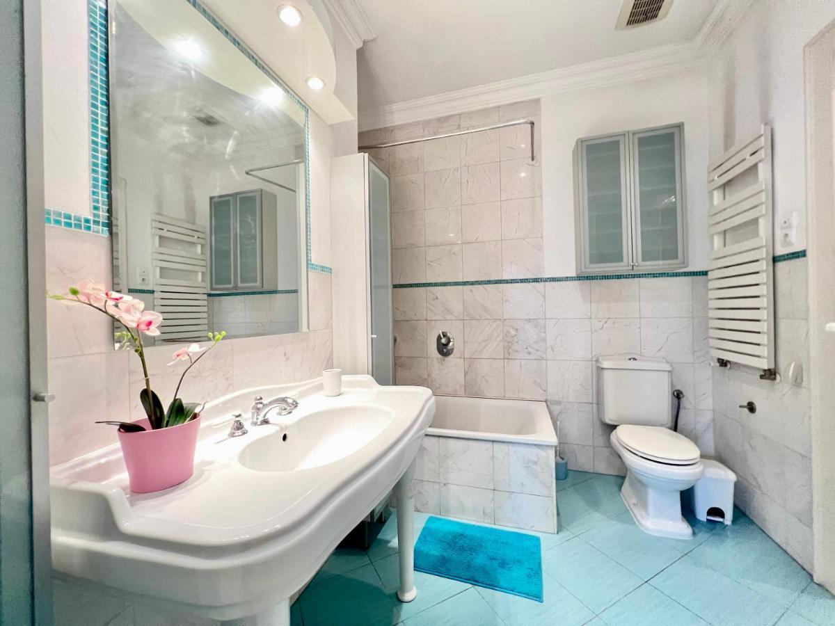 Exclusive Colourful Flat In The City بودابست المظهر الخارجي الصورة