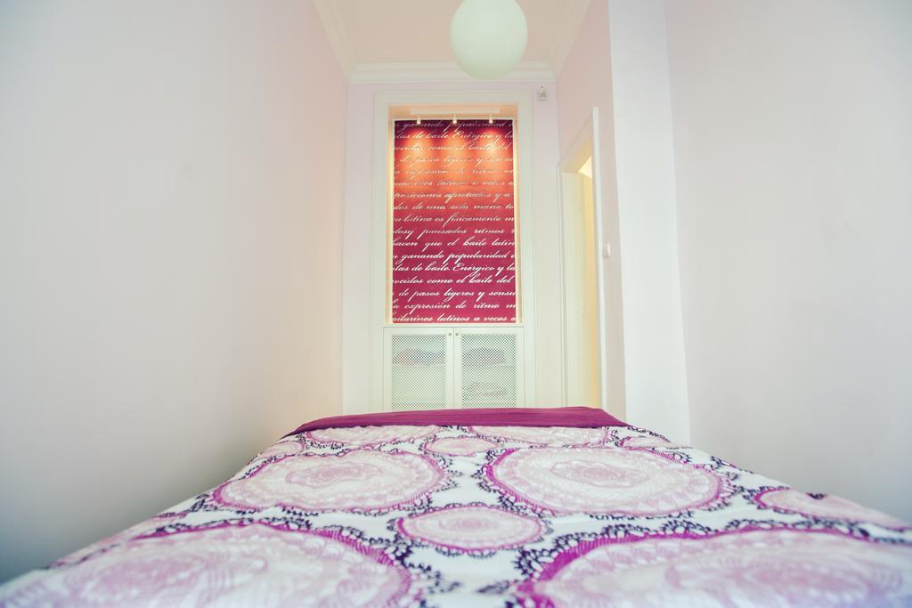 Exclusive Colourful Flat In The City بودابست الغرفة الصورة